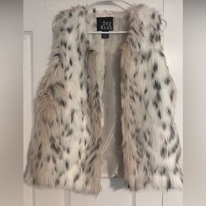 Fur vest